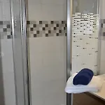 Alojamento de Acomodação e Pequeno-almoço D'hôtes Le Fer à Cheval 3*