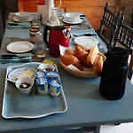 Alojamento de Acomodação e Pequeno-almoço D'hôtes Le Fer à Cheval