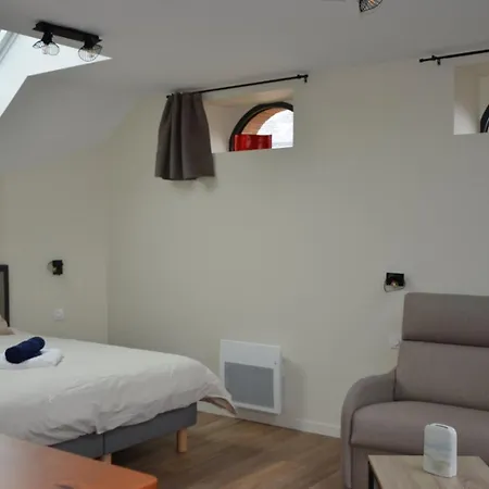 D'hotes Le Fer A Cheval Bed and Breakfast 3*