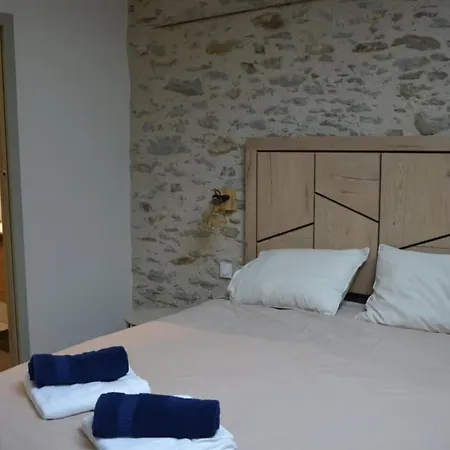 D'hotes Le Fer A Cheval Montreuil-sur-Maine